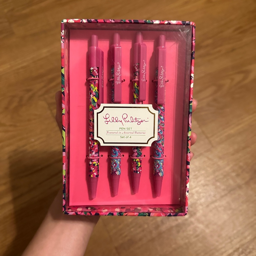 Lilly Pulitzer Pen Set